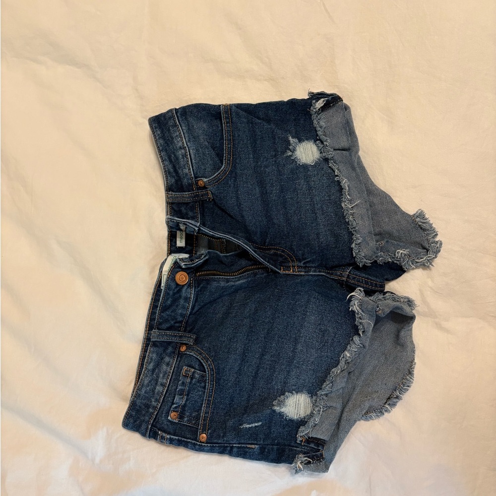 Celebrity Pink Blue Distressed Jean Shorts - Size 7/28